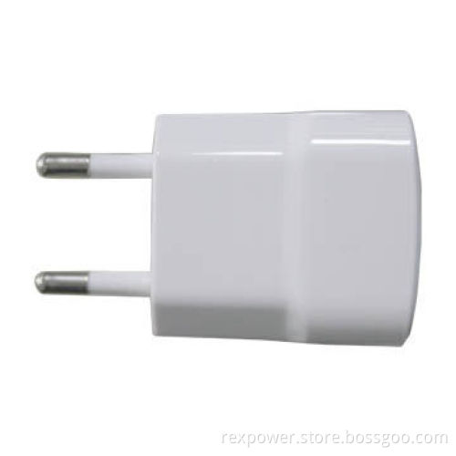 Charger for iPhone with 5V DC/700mAh Maximum Output Voltage and 100-240V AC Input Voltages